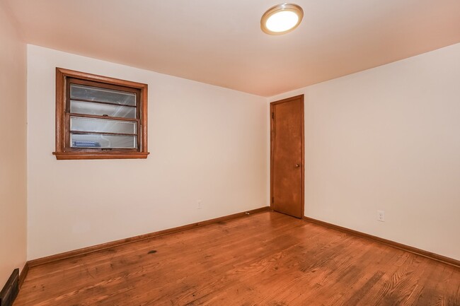 Building Photo - 1217 Homewood Ave SW