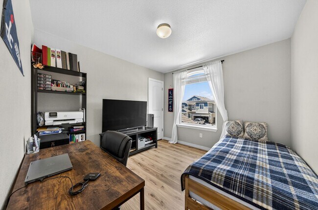 Building Photo - 6275 Wild Turkey Dr