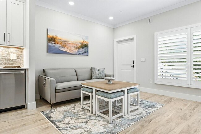 Building Photo - 1234 15th St