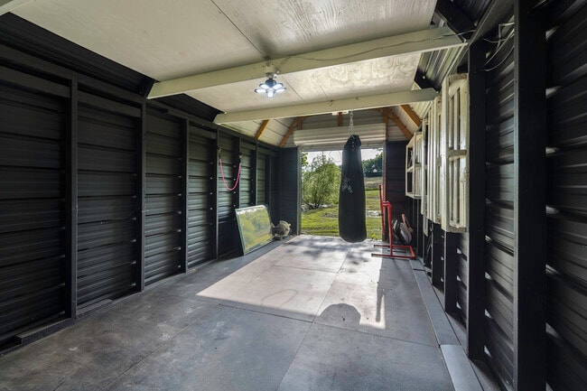 Building Photo - 15936 Co Rd 566