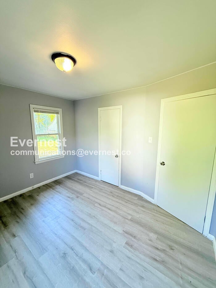 Building Photo - 5134 Hereford St