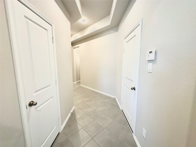 Building Photo - 3308 Scarlet Tupelo Wy