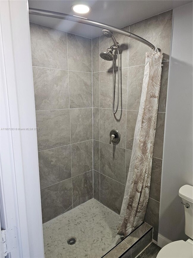 Building Photo - 7731 Indigo St