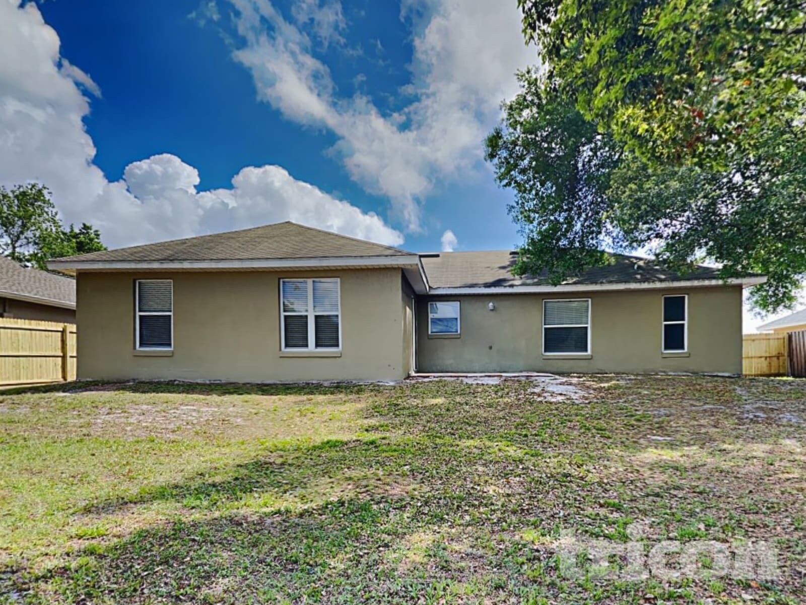 Building Photo - 808 Coleman Ave