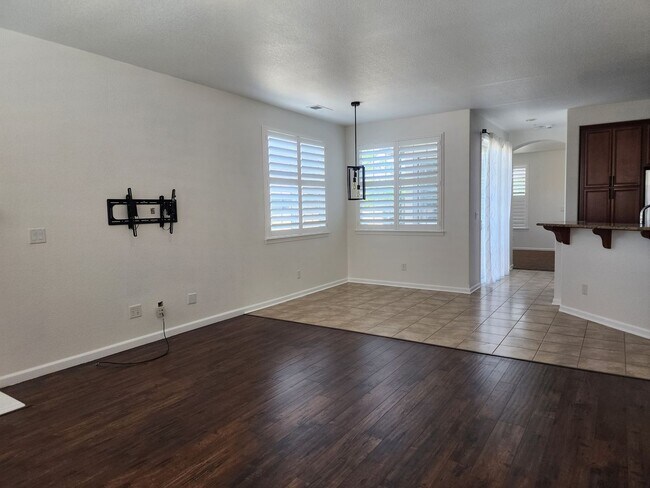 Building Photo - Beautiful home in Kiley Ranch.