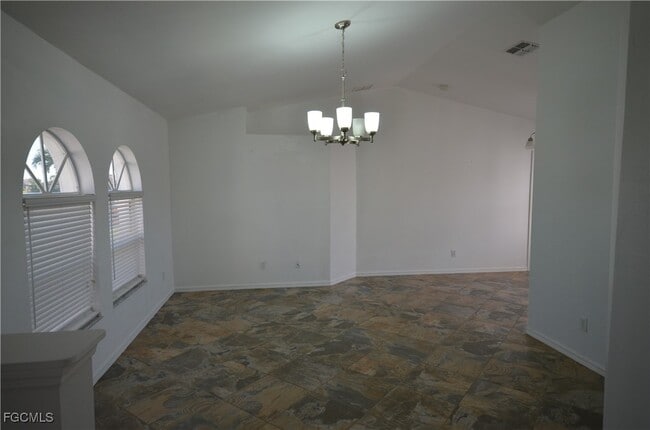 Building Photo - 1126 NW 2nd Ave