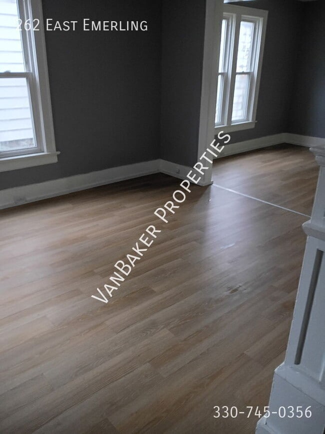 Building Photo - 262 East Emerling-