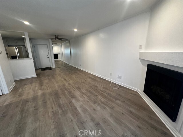 Building Photo - 5500 Owensmouth Ave