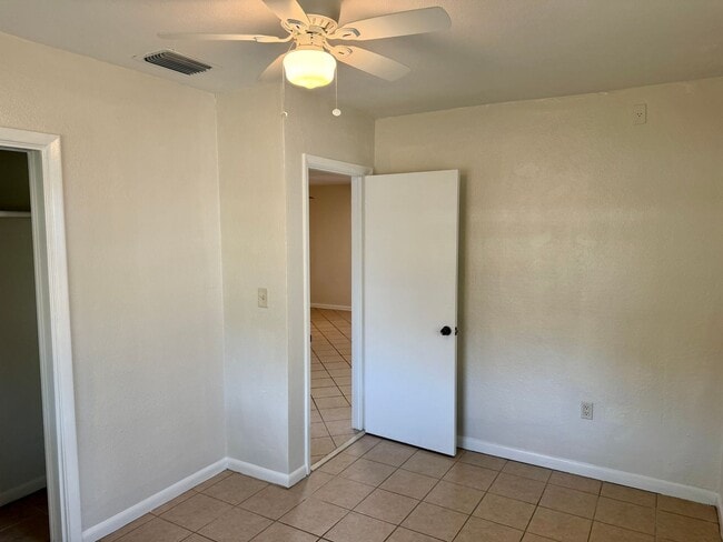 Building Photo - Amazing 2/1 so Close to the Ocean that you can see it from your Street!