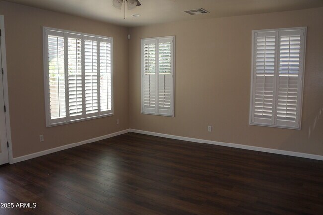 Building Photo - 3829 E Morelos St