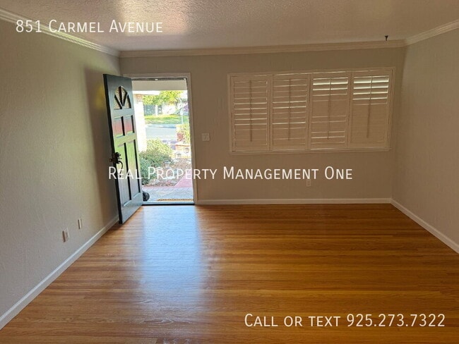 Building Photo - 851 Carmel Ave