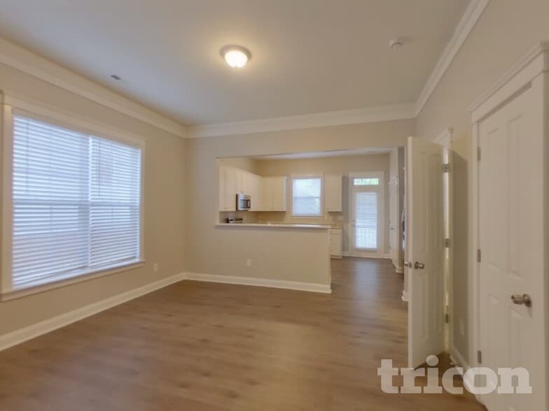 Building Photo - 6607 Park Meadows Pl