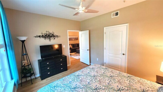 Building Photo - 4106 Central Sarasota Pkwy