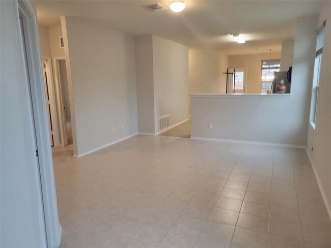 Building Photo - 221 Compania Cove
