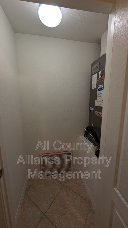 Building Photo - 4272 Fennwood Ct