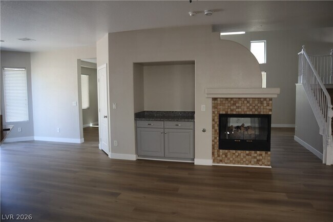 Building Photo - 9052 Picket Fence Ave