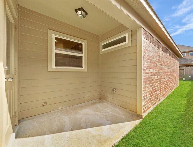 Building Photo - 20611 Footstep Path