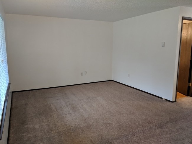 Building Photo - 1505 149th St S