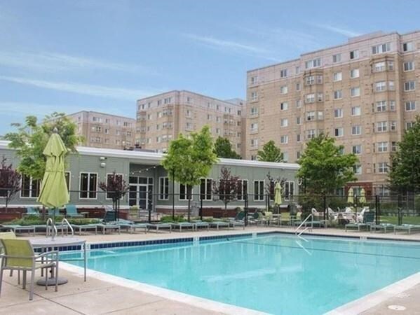 Building Photo - 1 Cityview Ln