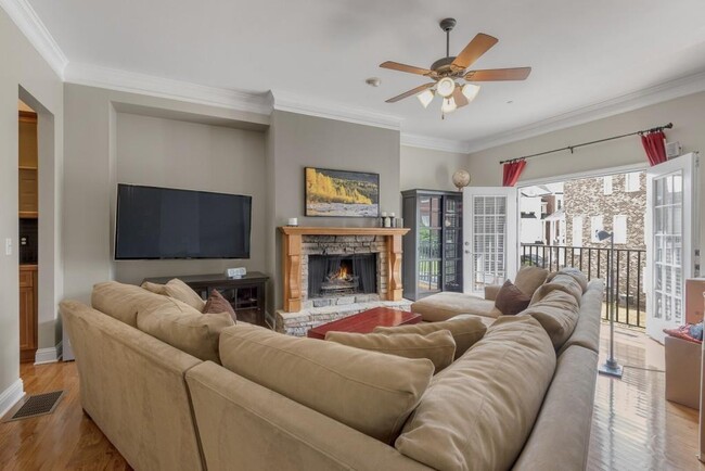 Building Photo - 1283 Creekside Pl SE