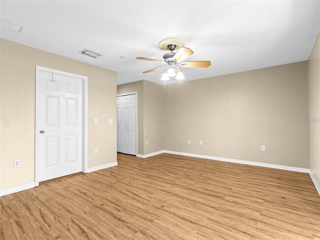 Building Photo - 2412 Middleton Grove Dr