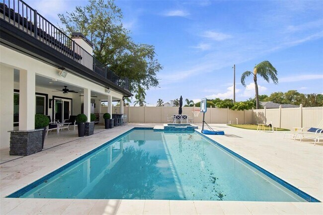 Building Photo - 4123 Crosswater Dr