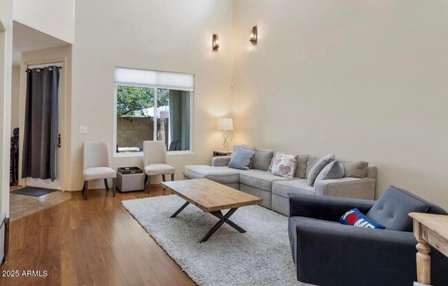 Building Photo - 675 N. Encanto Village Way