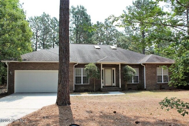Primary Photo - 929 Cardinal Pl