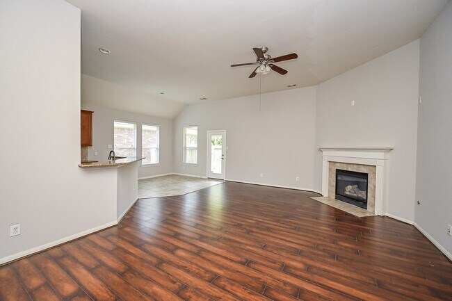 Building Photo - 7006 Kendall Lake Ct