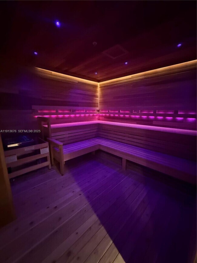 Building Photo - 2001 Van Buren St