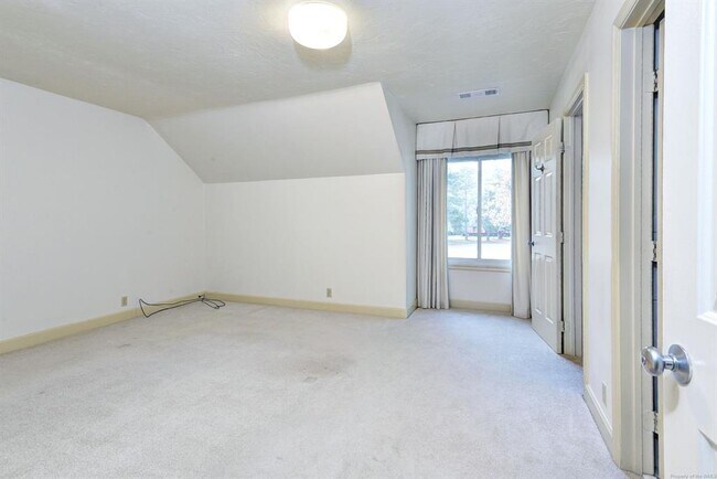 Building Photo - 83 Winster Fax Rd
