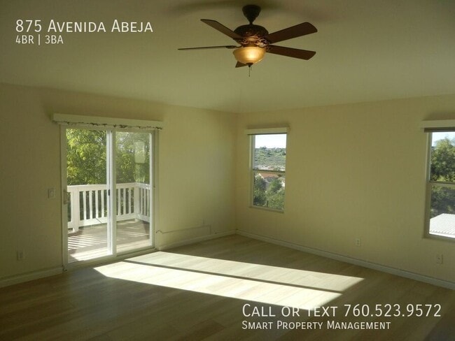 Building Photo - 875 Avenida Abeja