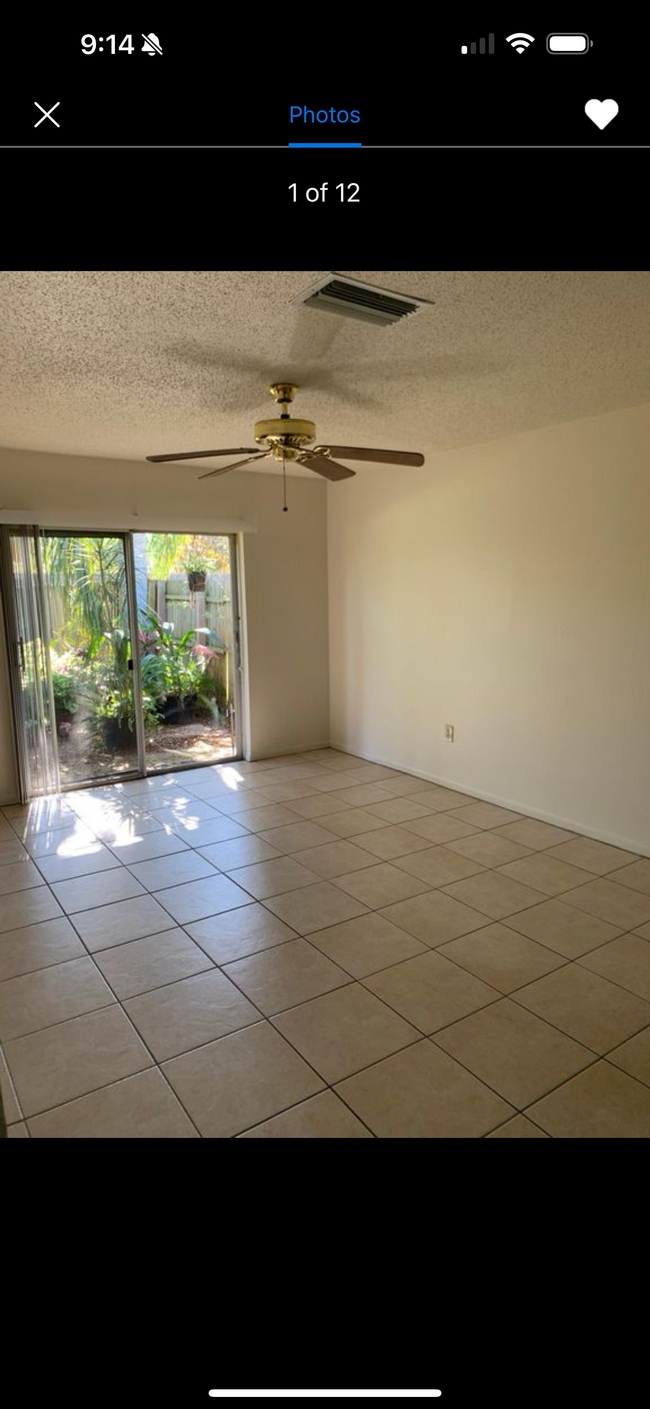 Building Photo - 864 E Church Ave