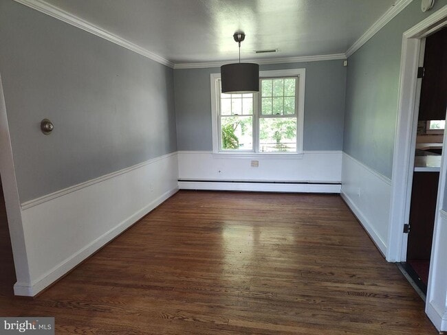 Building Photo - 15400 Mt Calvert Rd