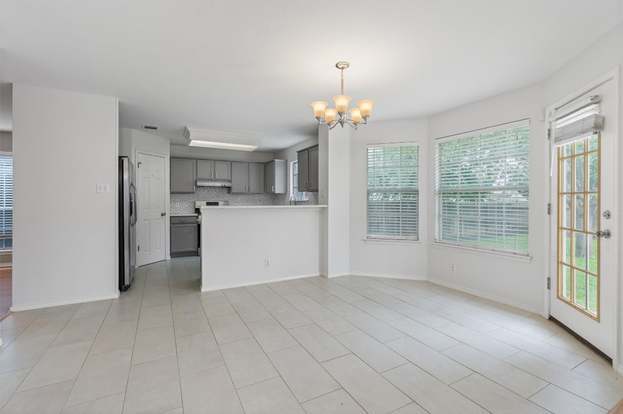 Building Photo - 5017 Cleves St