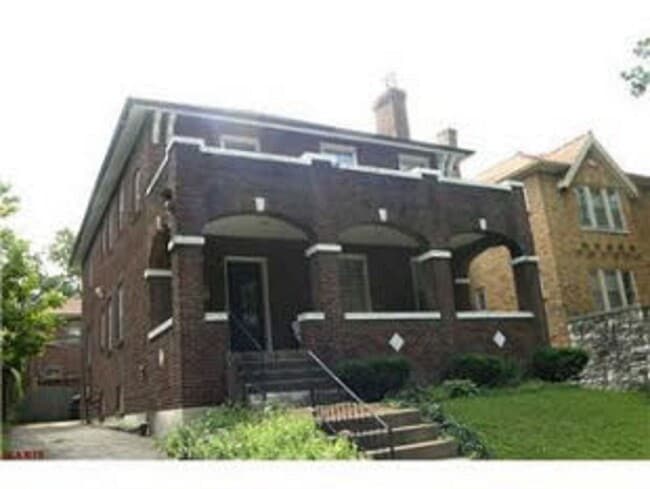 Building Photo - 7228 Dartmouth Ave