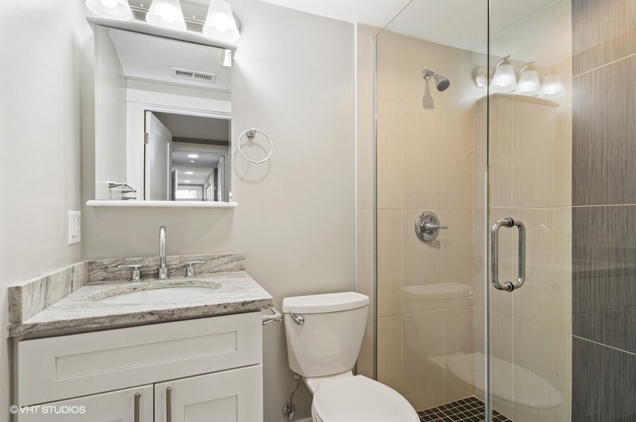 Bathroom 1 - 1422 Chestnut W St