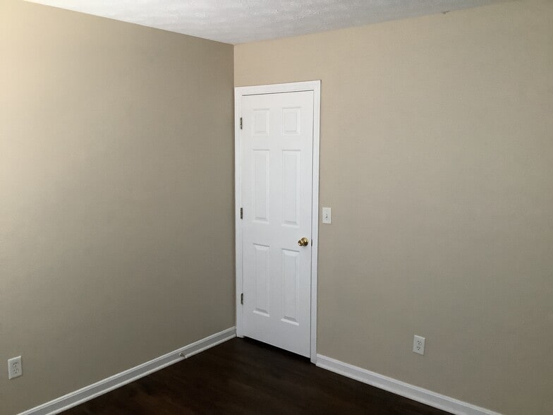 Building Photo - 11789 Holgate Dr