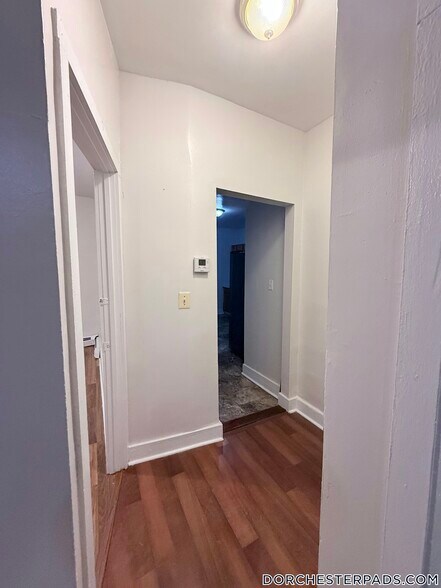 Building Photo - 66 Millet St