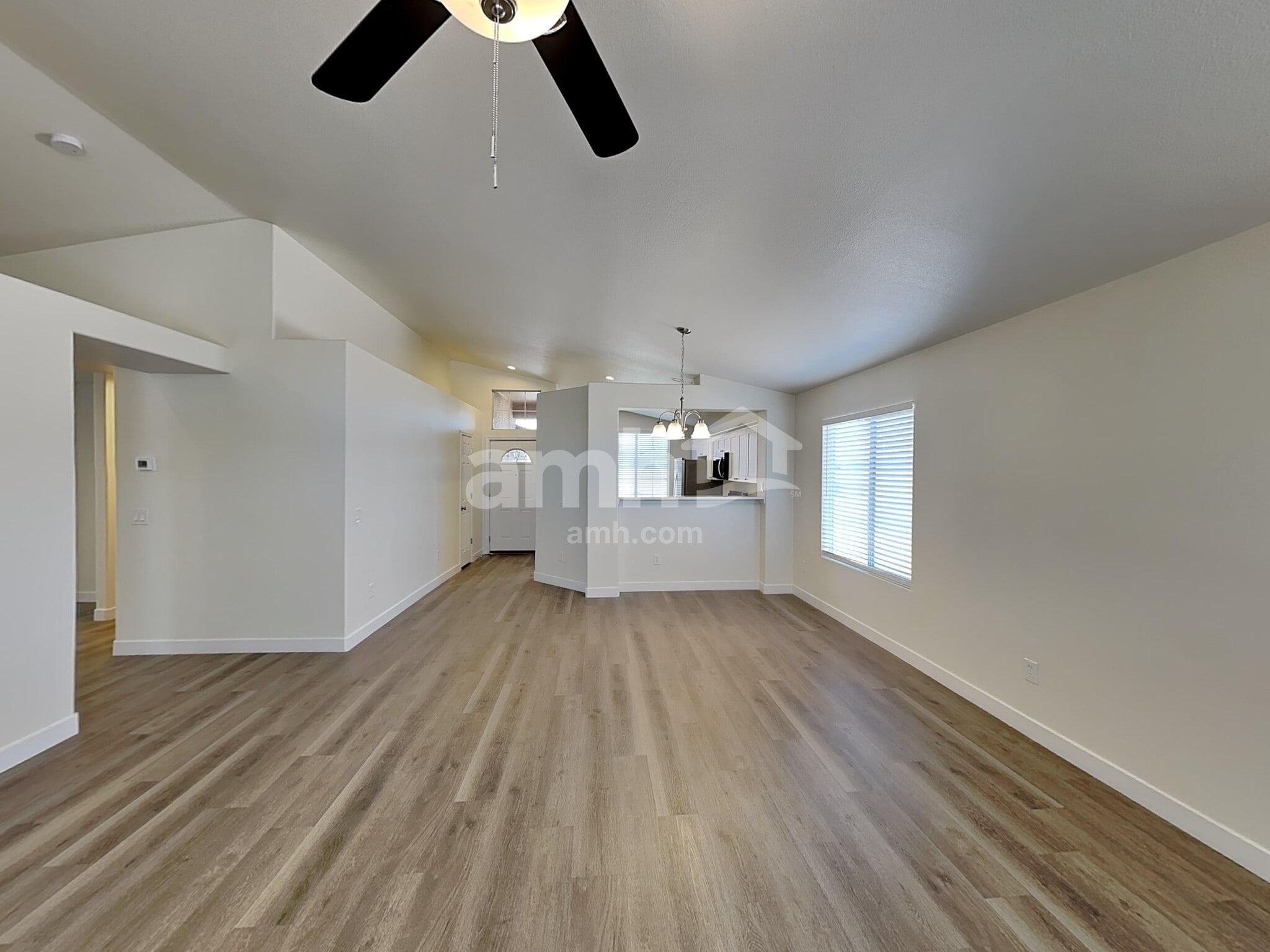 Building Photo - 5239 N 104th Dr