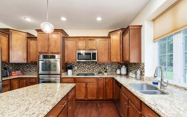 Building Photo - COMING SOON : Executive Colonial Estate in King George’s Chatham Village