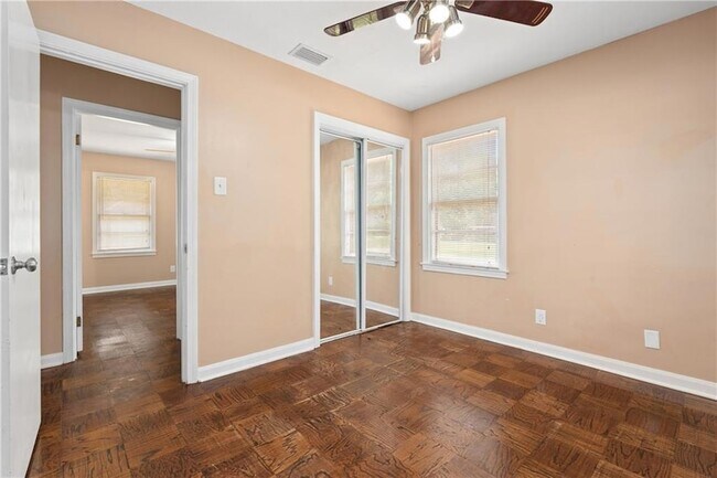 Building Photo - 4242 Marmora Dr