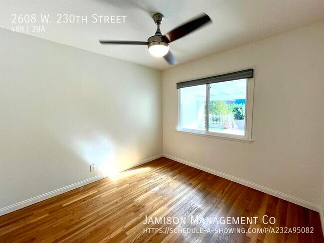 Building Photo - 2608 W 230th St