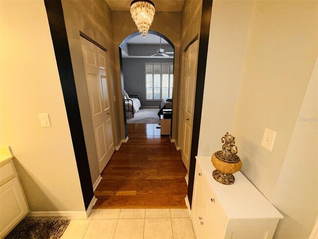 Building Photo - 901 Waterside Ln