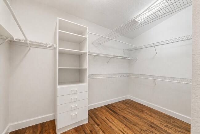Building Photo - 3817 Miramontes Cir
