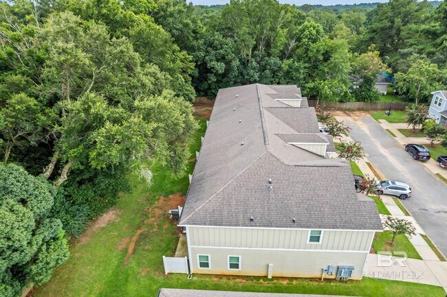 Building Photo - 25806 Pollard Rd