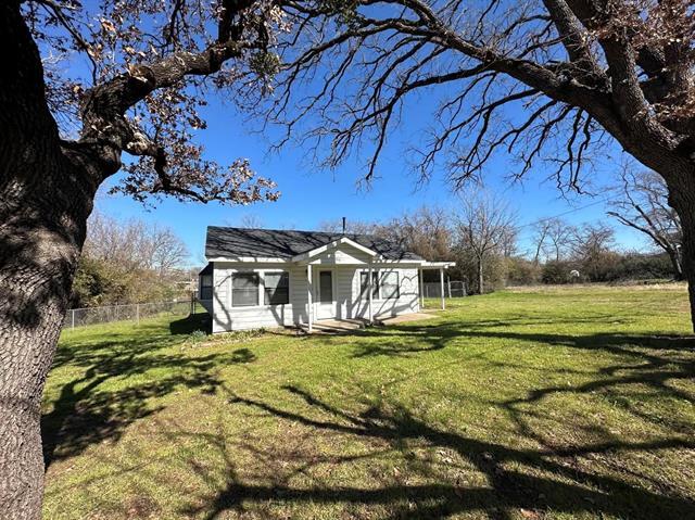 Building Photo - 1210 Lindsey St