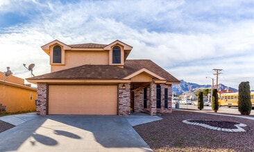 Building Photo - Prestigious Tri Level Home on East Side