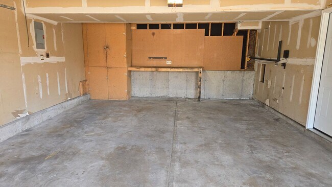 Building Photo - 4020 Thundercloud Dr