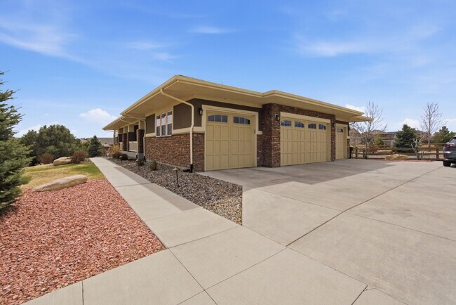 Building Photo - One-of-a-Kind 4-Bed Castle Rock Retreat with 4 car Attached Garage